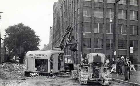 97年_12_60_5-washington-street-paving